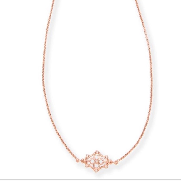 Kendra Scott Jewelry - Kendra Scott Riley necklace Kendra Scott Jewelry - Kendra Scott Riley necklace